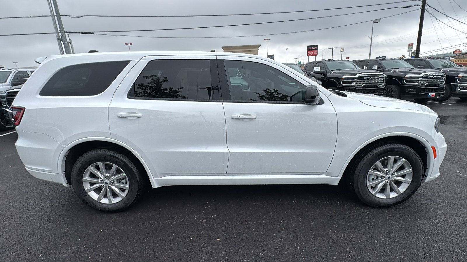 New 2026 White Knuckle Clear-Coat Exterior Paint Dodge GT image 4