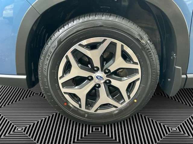 Certified Used 2023 Horizon Blue Pearl Subaru Premium image 14