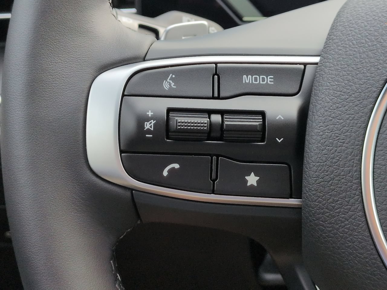 New 2027 Wolf Gray Kia GT image 29