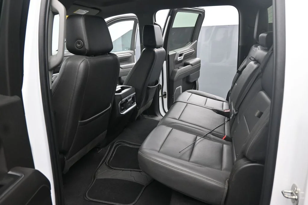 Used 2023 White Chevrolet LTZ image 16