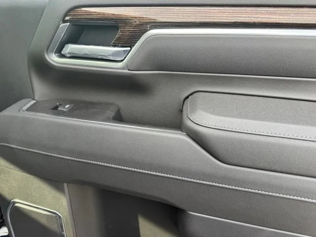 Certified Used 2026 Onyx Black GMC SLE DRW image 27