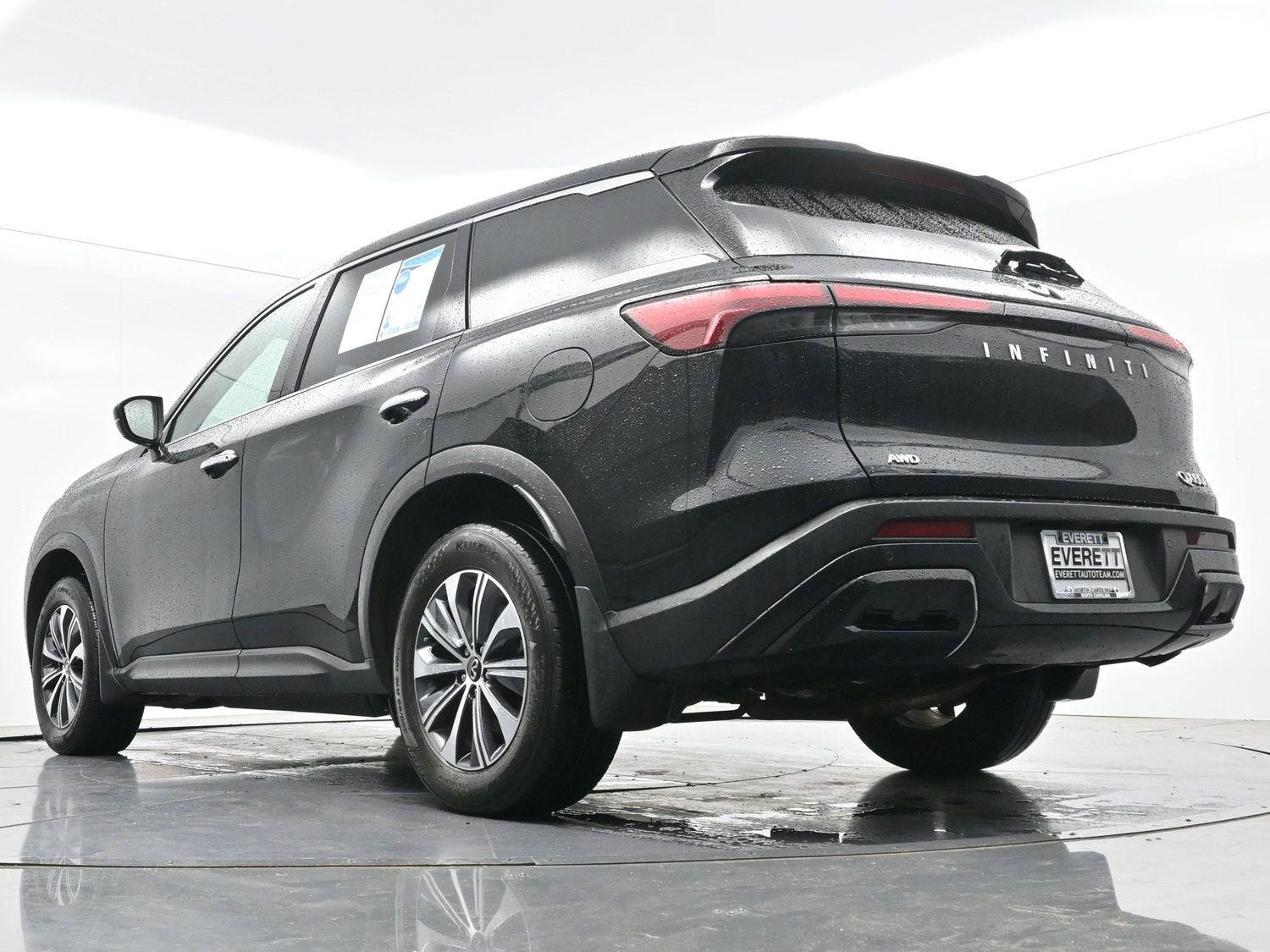 Used 2023 Mineral Black INFINITI PURE image 53