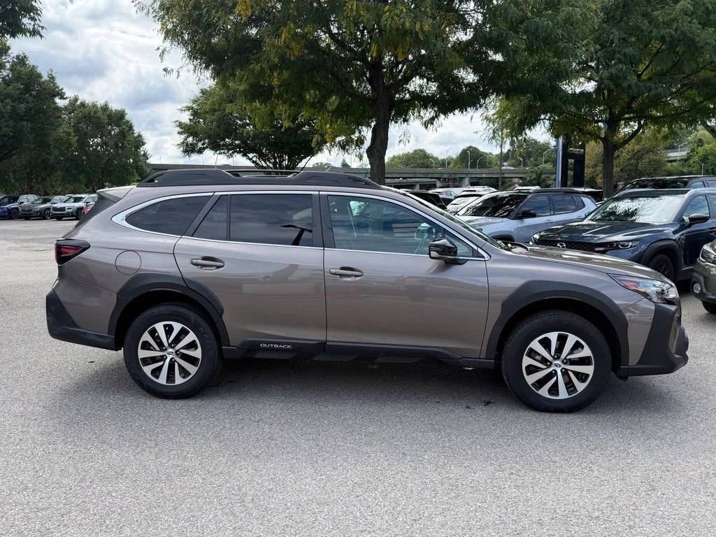 Used 2024 Brilliant Bronze Metallic Subaru Premium image 9