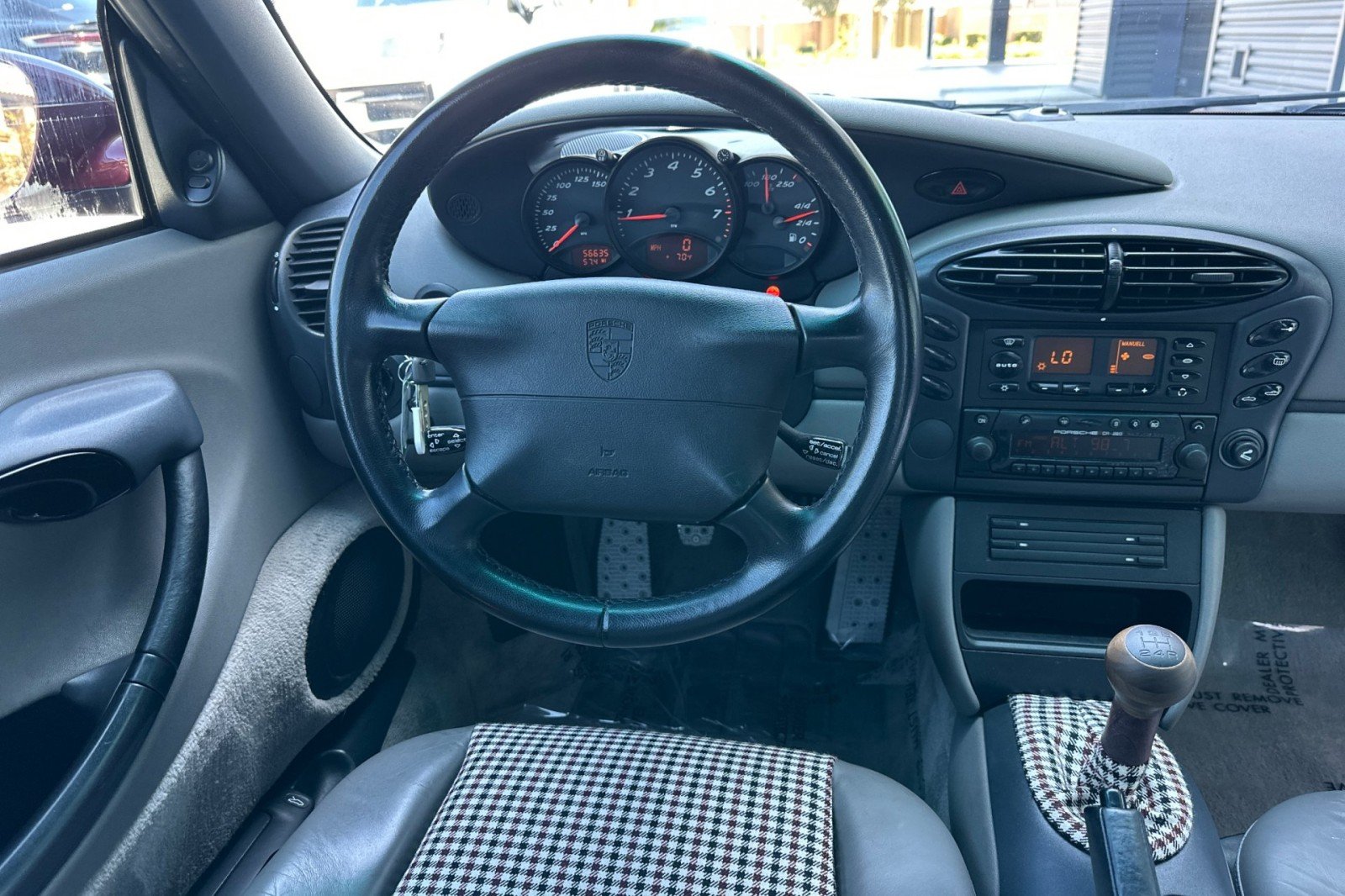 Used 1999 ARENA RED Porsche  image 12