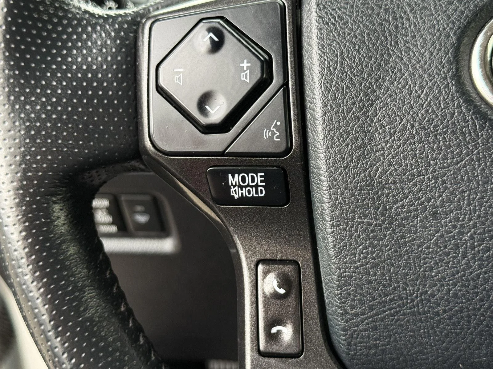 Used 2023 Ice Cap Toyota TRD Off Road Premium image 30