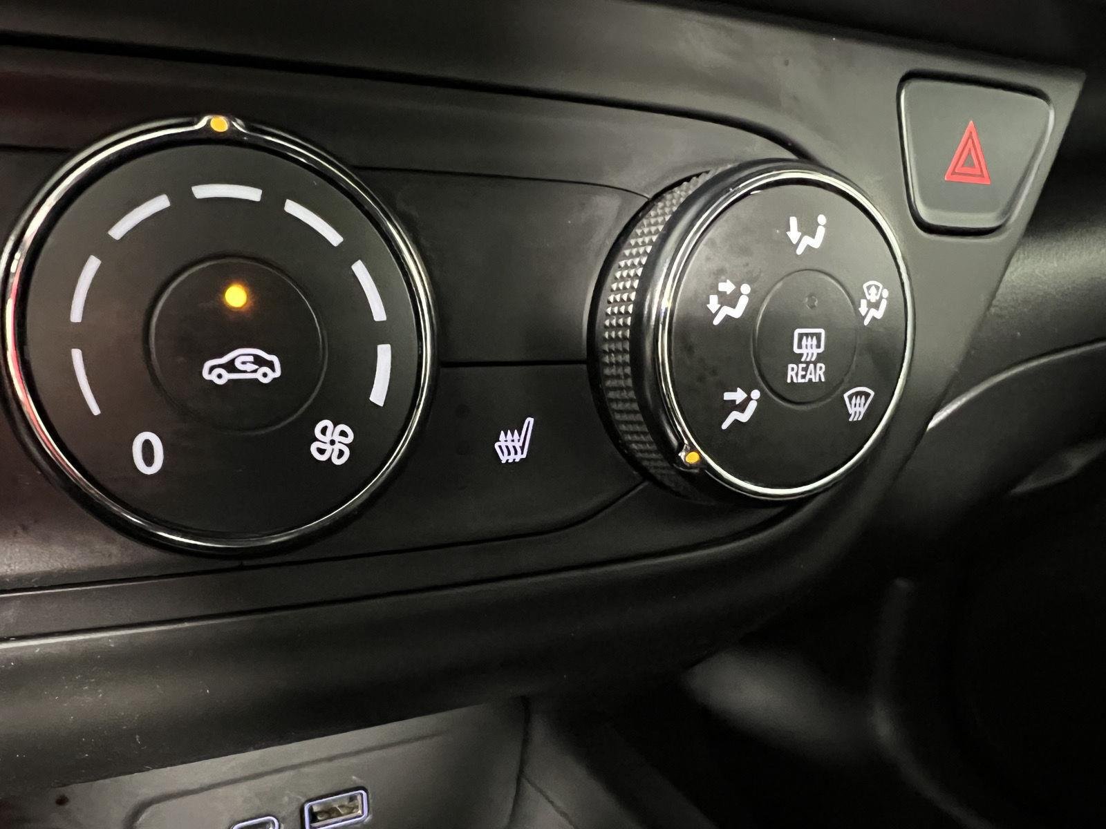 Used 2024 Summit White Chevrolet 1RS image 6