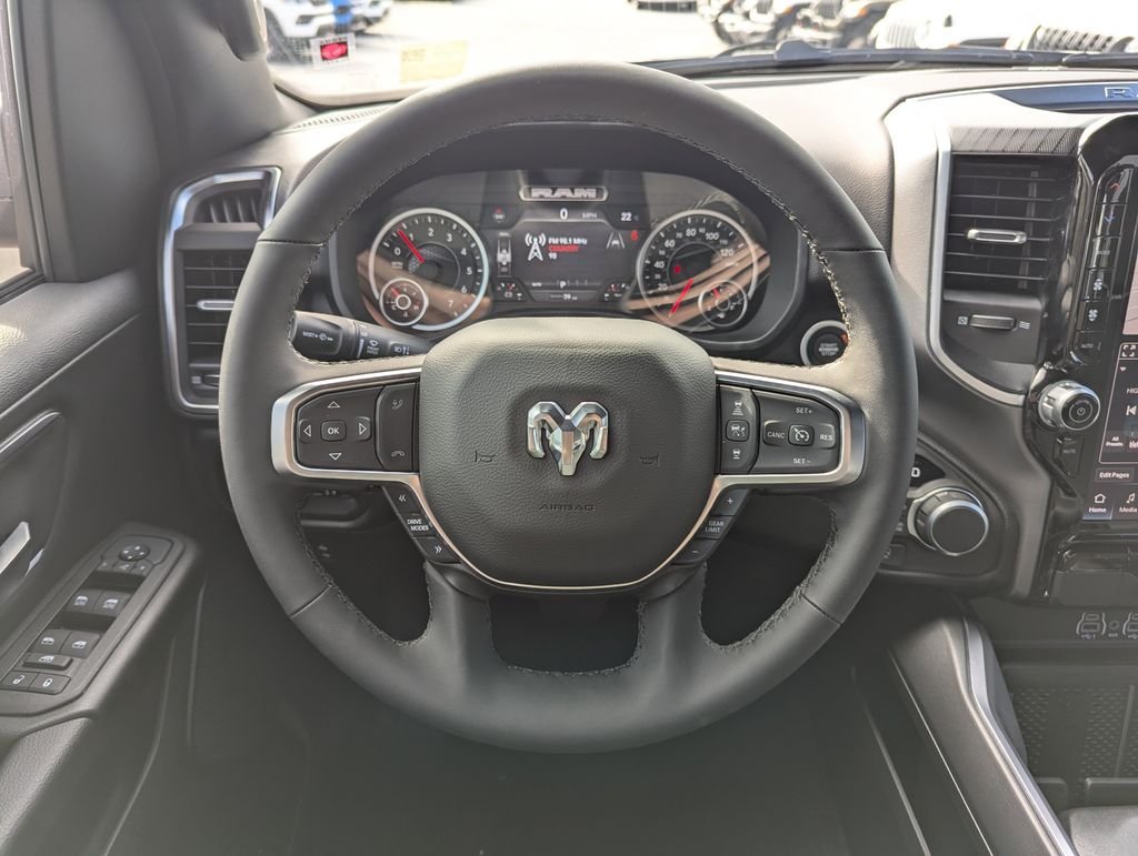 New 2026 Diamond Black Crystal Pearl-Coat Exterior Paint Ram Big Horn/Lone Star image 17