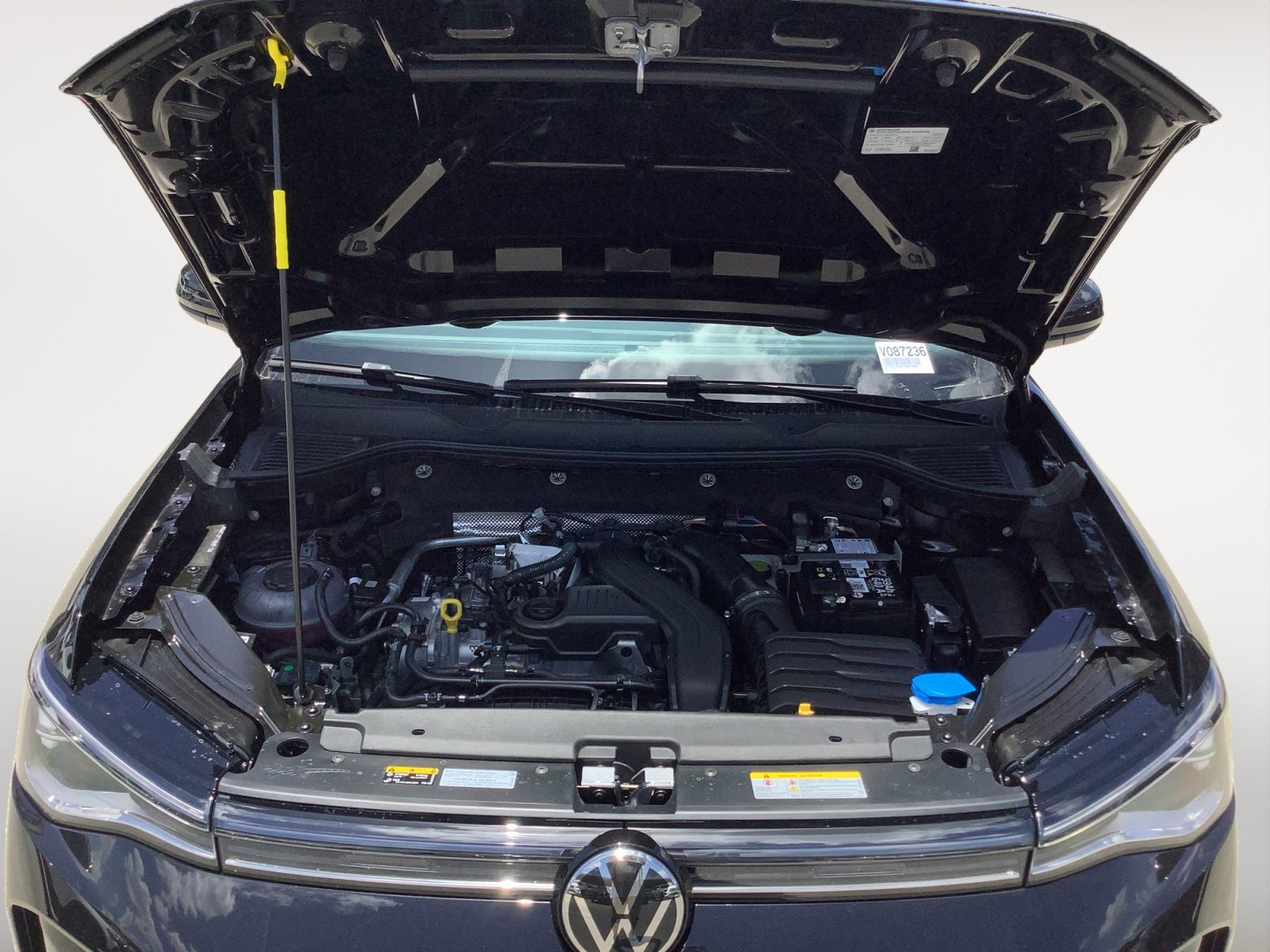 New 2026 Deep Black Pearl Volkswagen SE Black image 11
