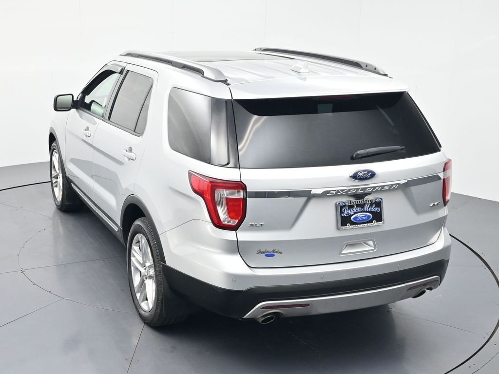 Used 2017 Ingot Silver Ford XLT image 43