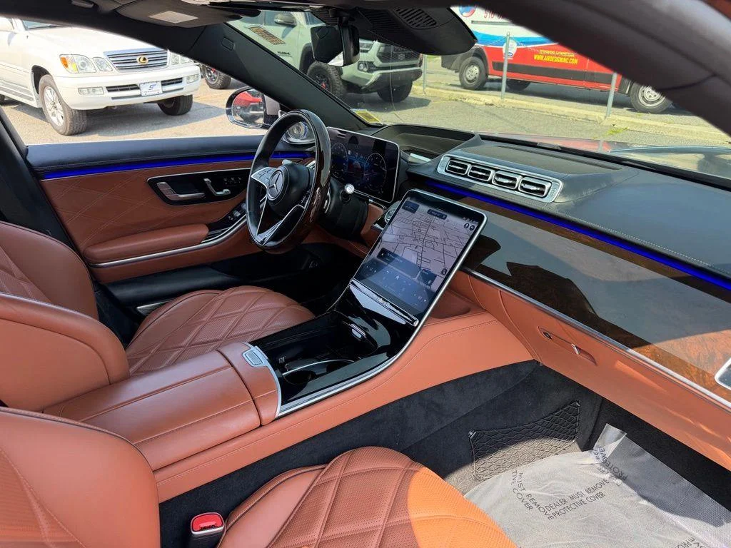 Used 2024 Black Mercedes-Benz Maybach S 580 image 8