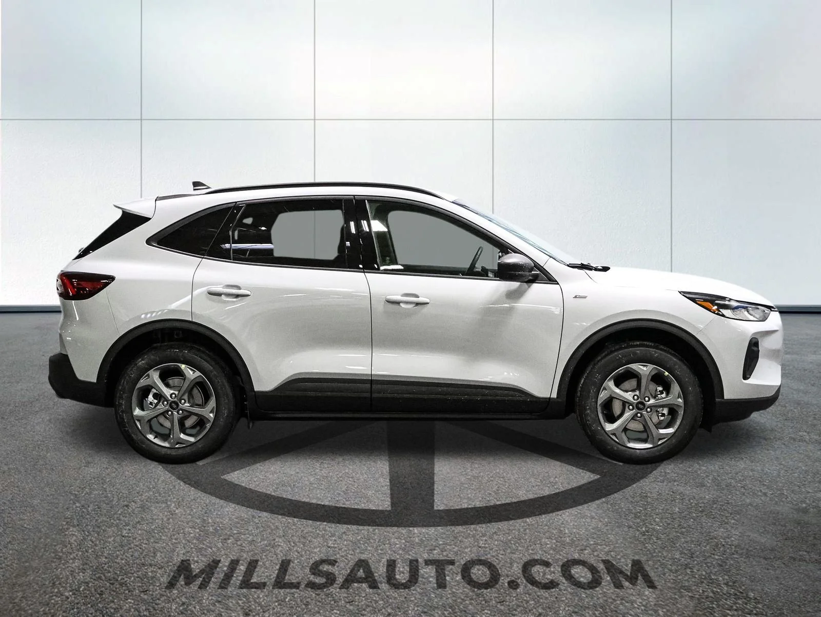 New 2026 Space Silver Metallic Ford ST-Line image 9