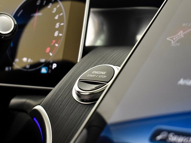 2025 Mercedes-Benz GLC Base - Photo 65