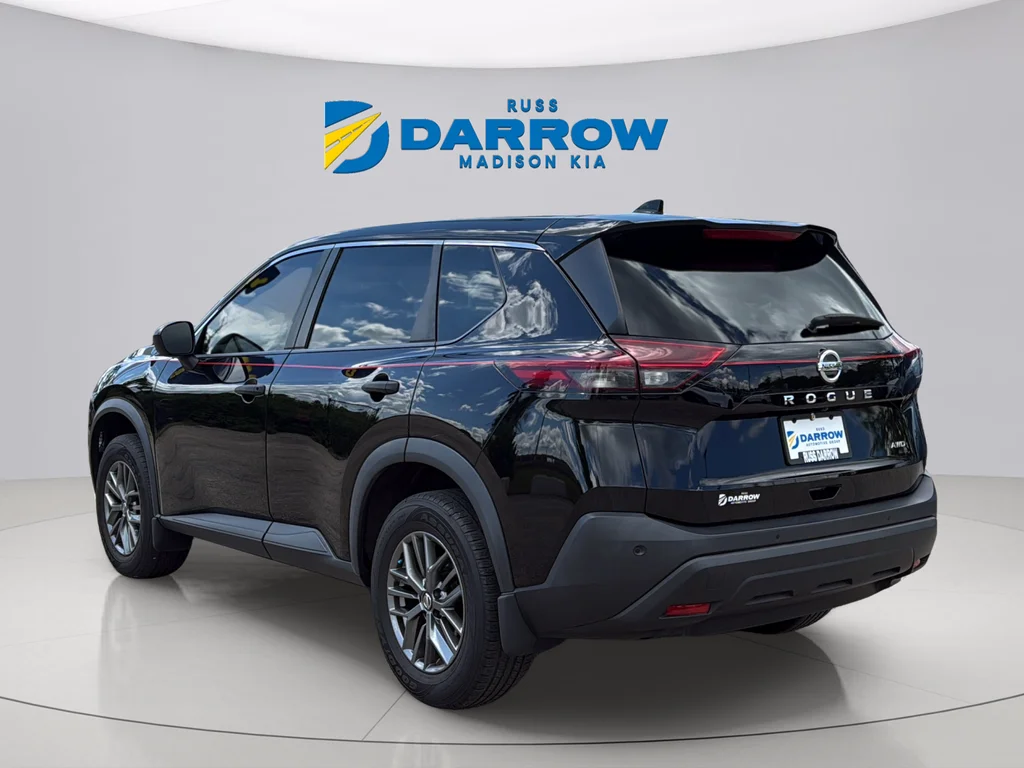 Used 2021 Super Black Nissan S image 3
