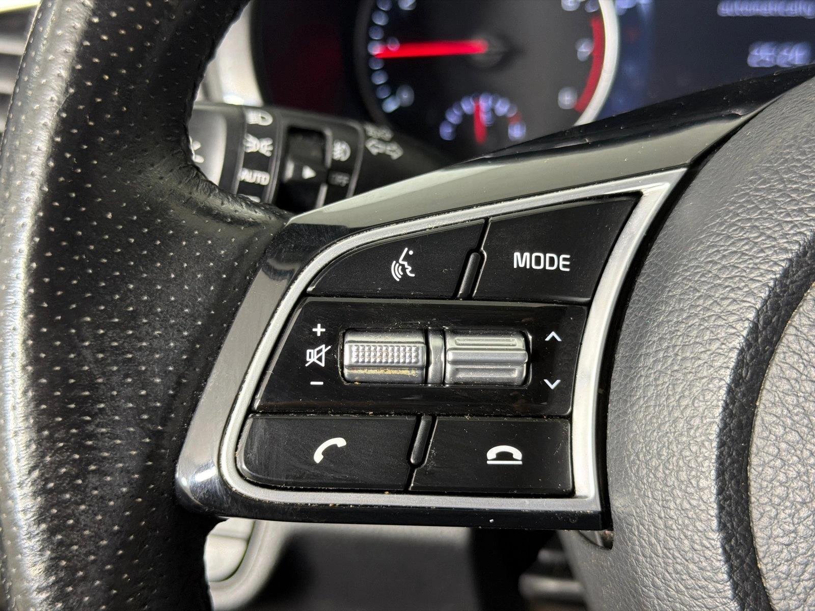 Used 2022 Dark Ocean Blue/Black Roof Kia SX image 25