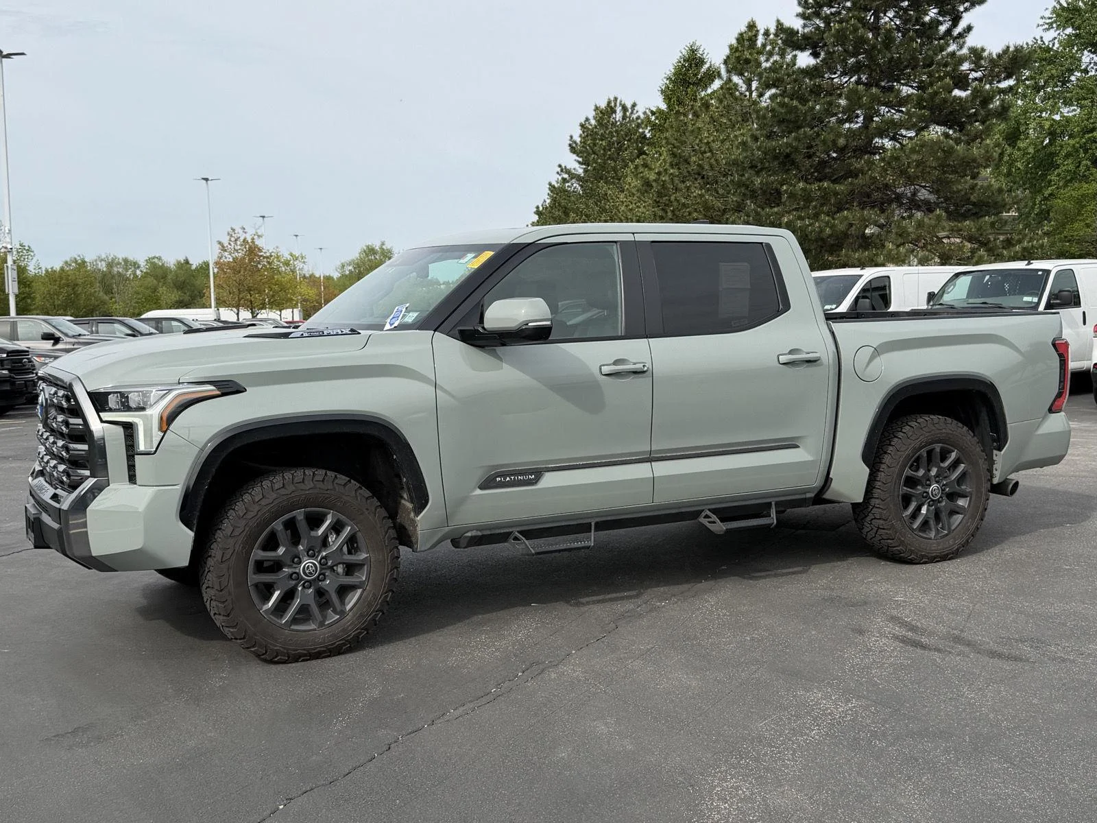 Used 2024 Lunar Rock Toyota Platinum HV image 4