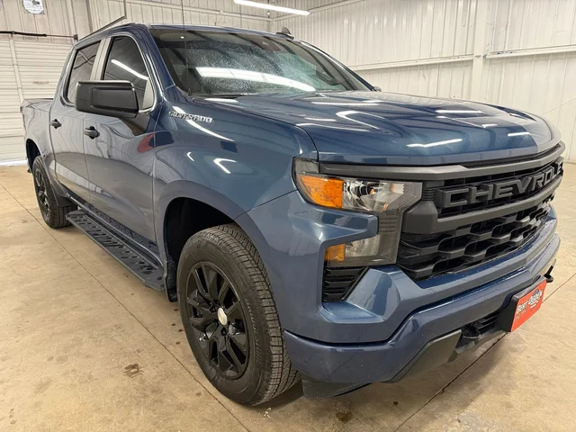 2024 Chevrolet Silverado 1500 Custom
