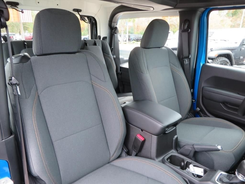 New 2026 Hydro Blue Pearlcoat Jeep Sport image 9