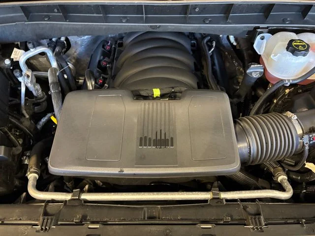 Used 2025 Silver GMC SLE image 25