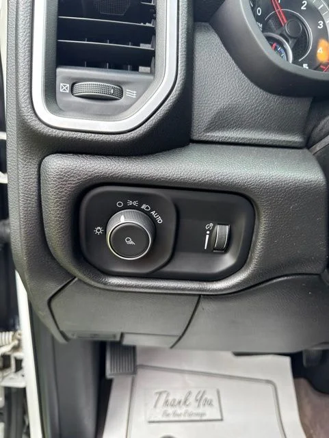 Used 2022 White Ram Big Horn image 18