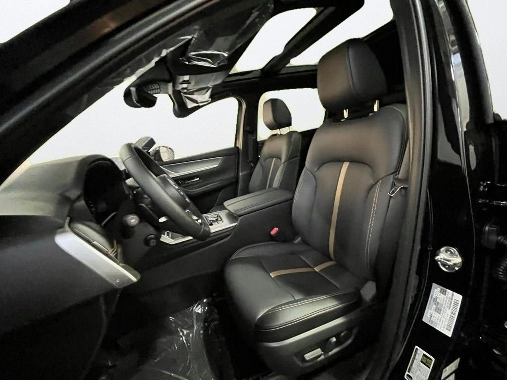 2026 Mazda CX-70 Premium Package - Photo 10