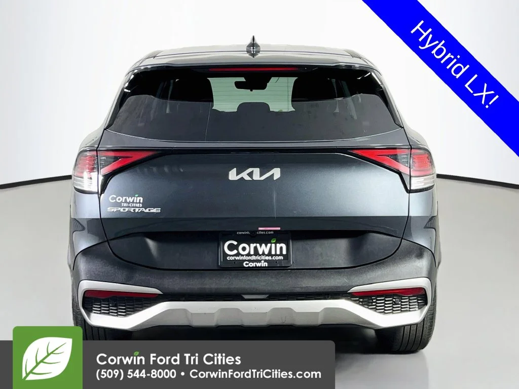Used 2024 Gravity Gray Kia LX image 12