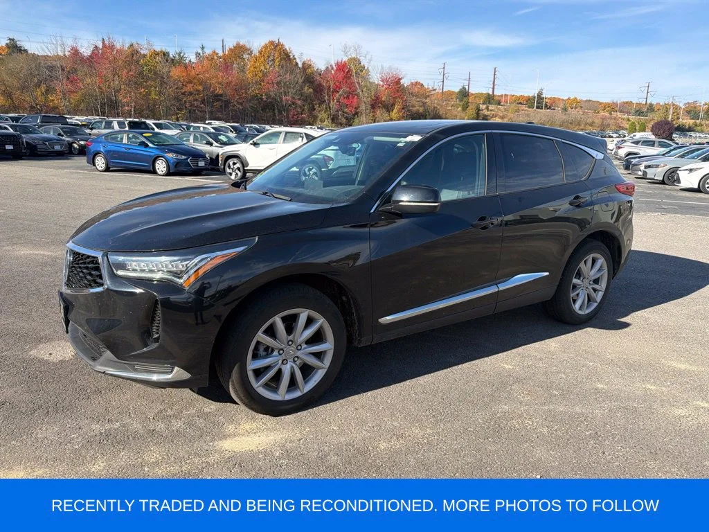 Used 2024  Acura  image 2