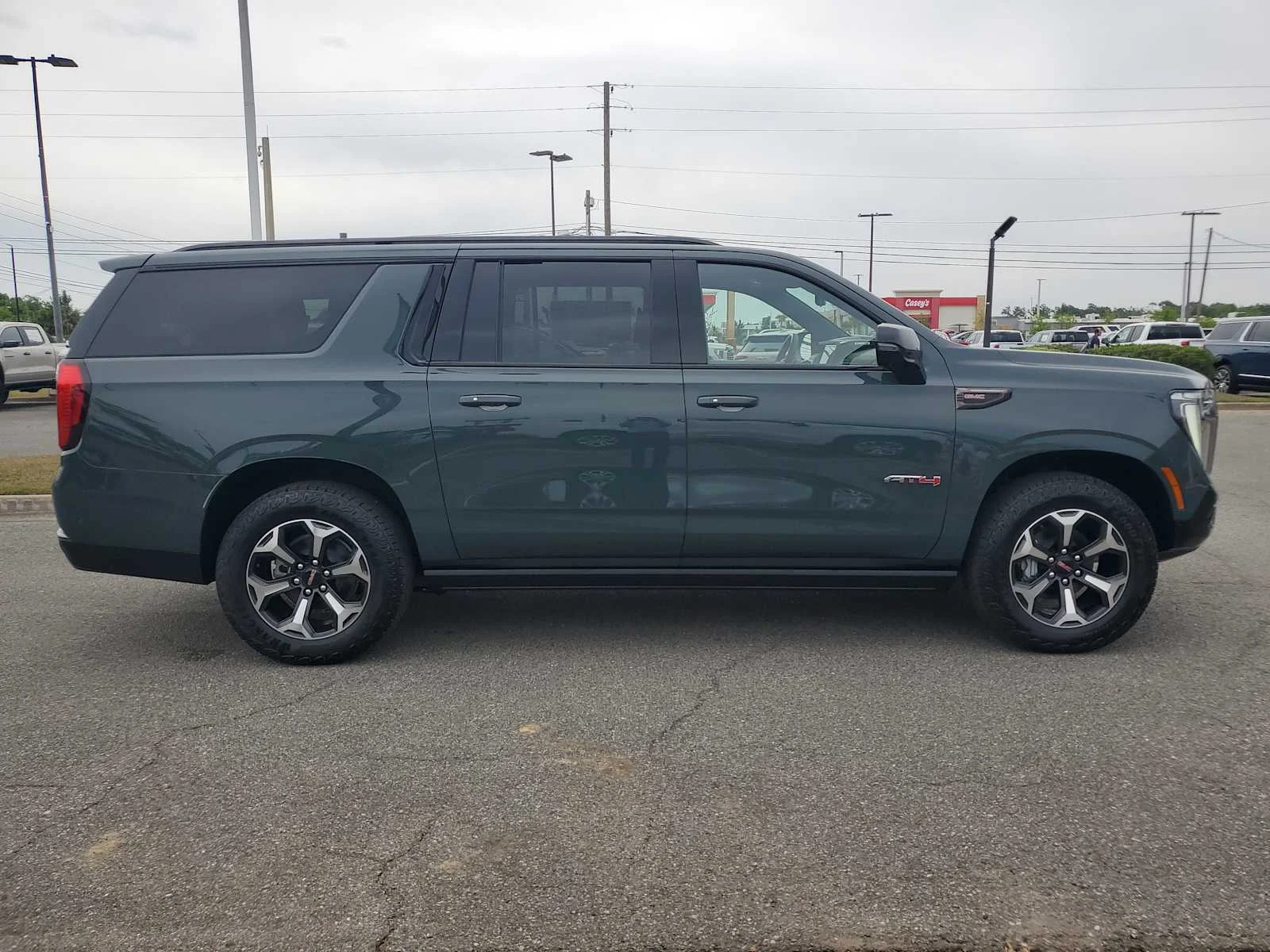 New 2026 Midnight Pine GMC AT4 Ultimate image 7