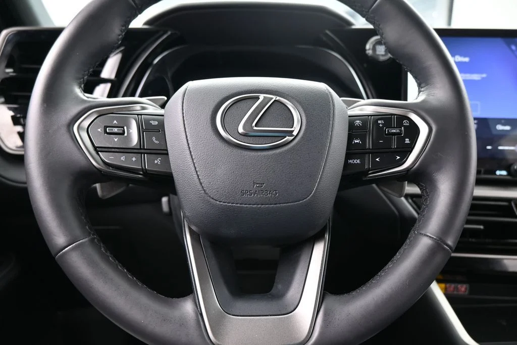 Used 2024 White Lexus 350 Premium image 27
