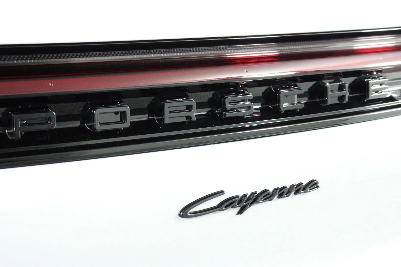 2026 Porsche Cayenne E-Hybrid - Photo 22