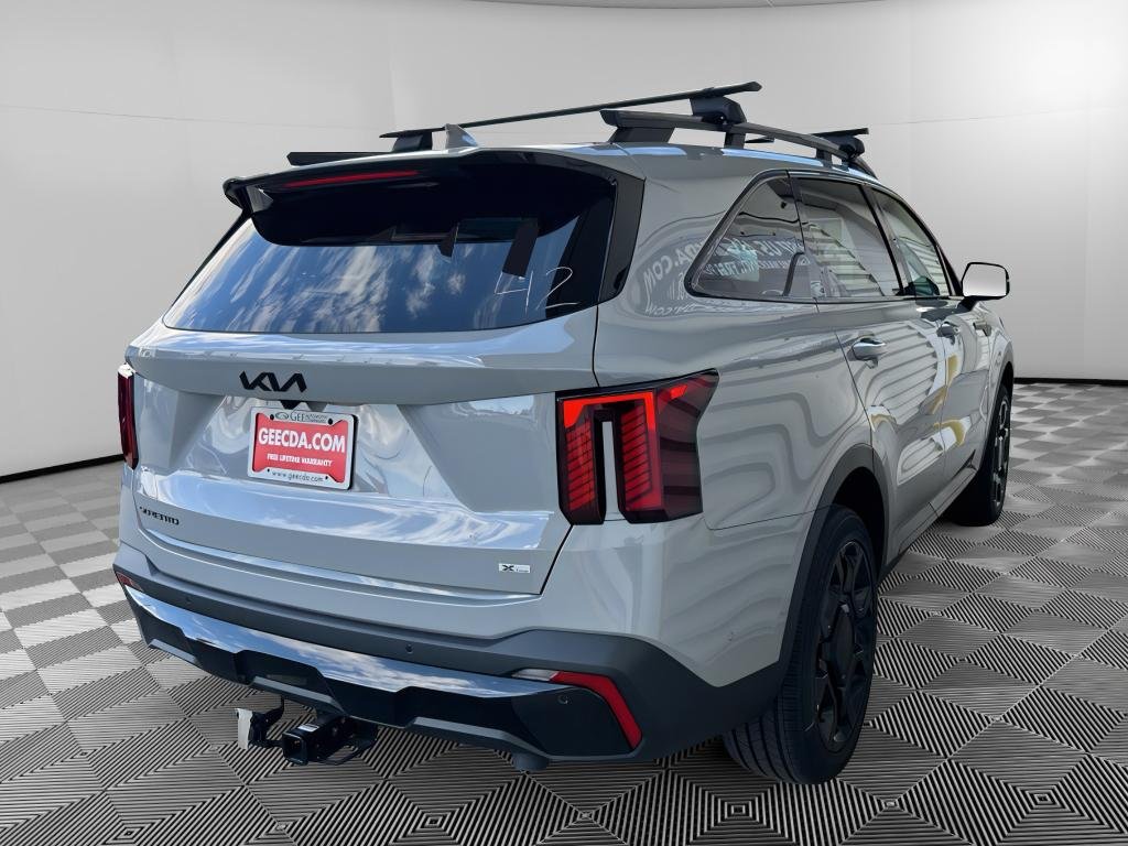 New 2026 Wolf Gray Kia X-Line SX AWD image 4