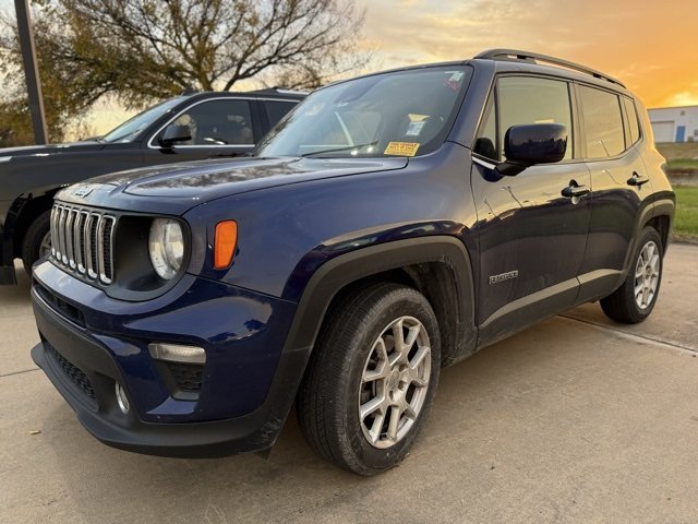 2019 Jeep Renegade Latitude photo 2