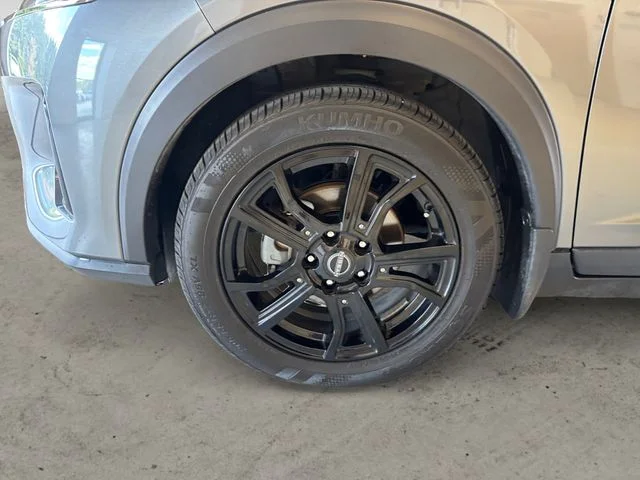 Certified Used 2023 Gray Nissan SR image 14