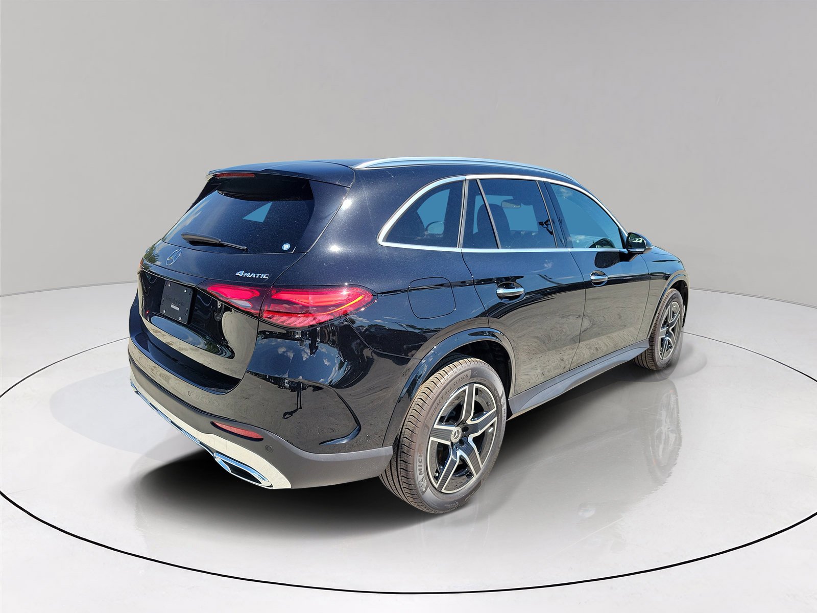 New 2026 Black Mercedes-Benz GLC 300 image 6