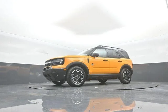 New 2026 Orange Fury Metallic Tri-Coat Ford Outer Banks® image 32