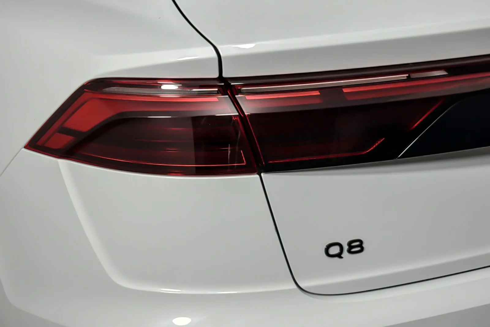 Used 2026 Glacier White Metallic Audi Premium Plus quattro *Ltd Avail* image 27