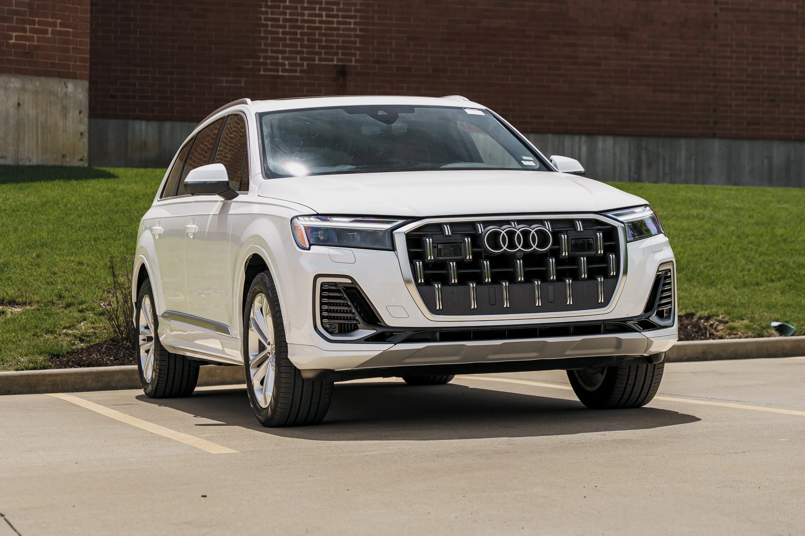 2025 Audi Q7 55 Premium Plus quattro Tiptronic's photo