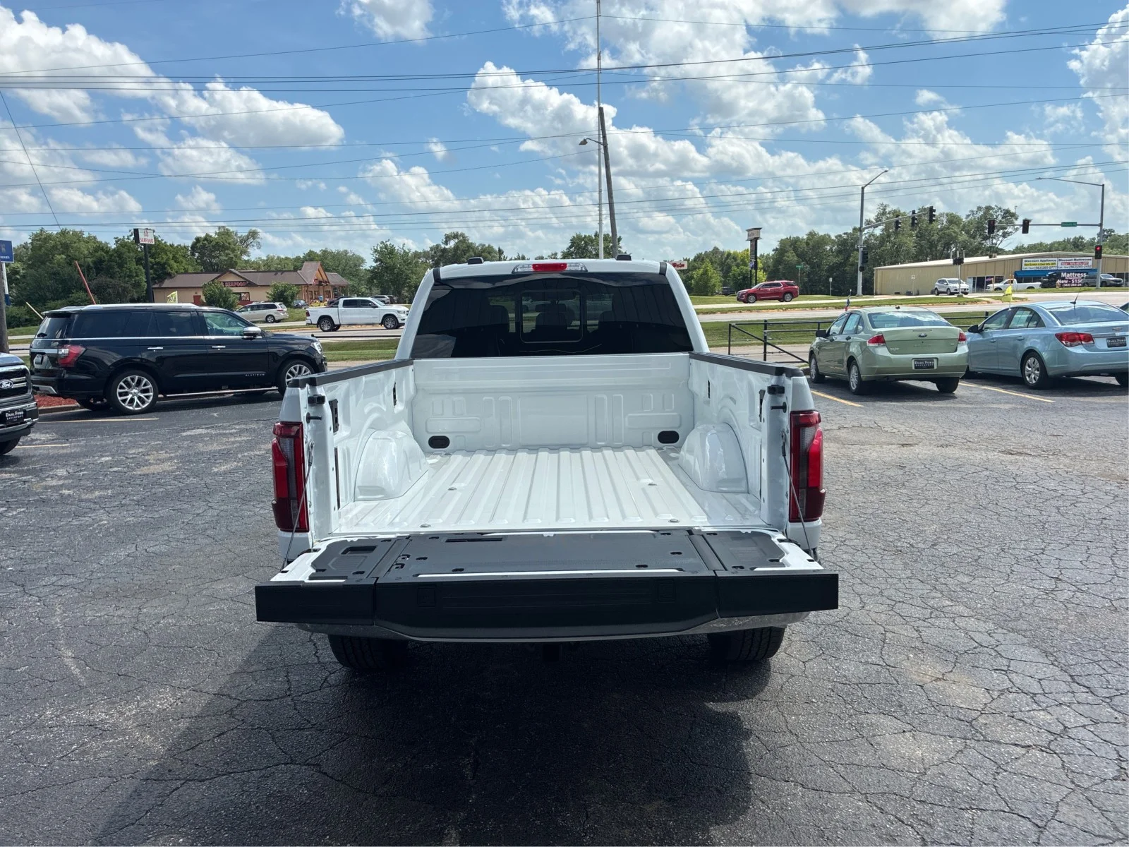 New 2026 Star White Metallic Tri-Coat Ford Lariat® image 11