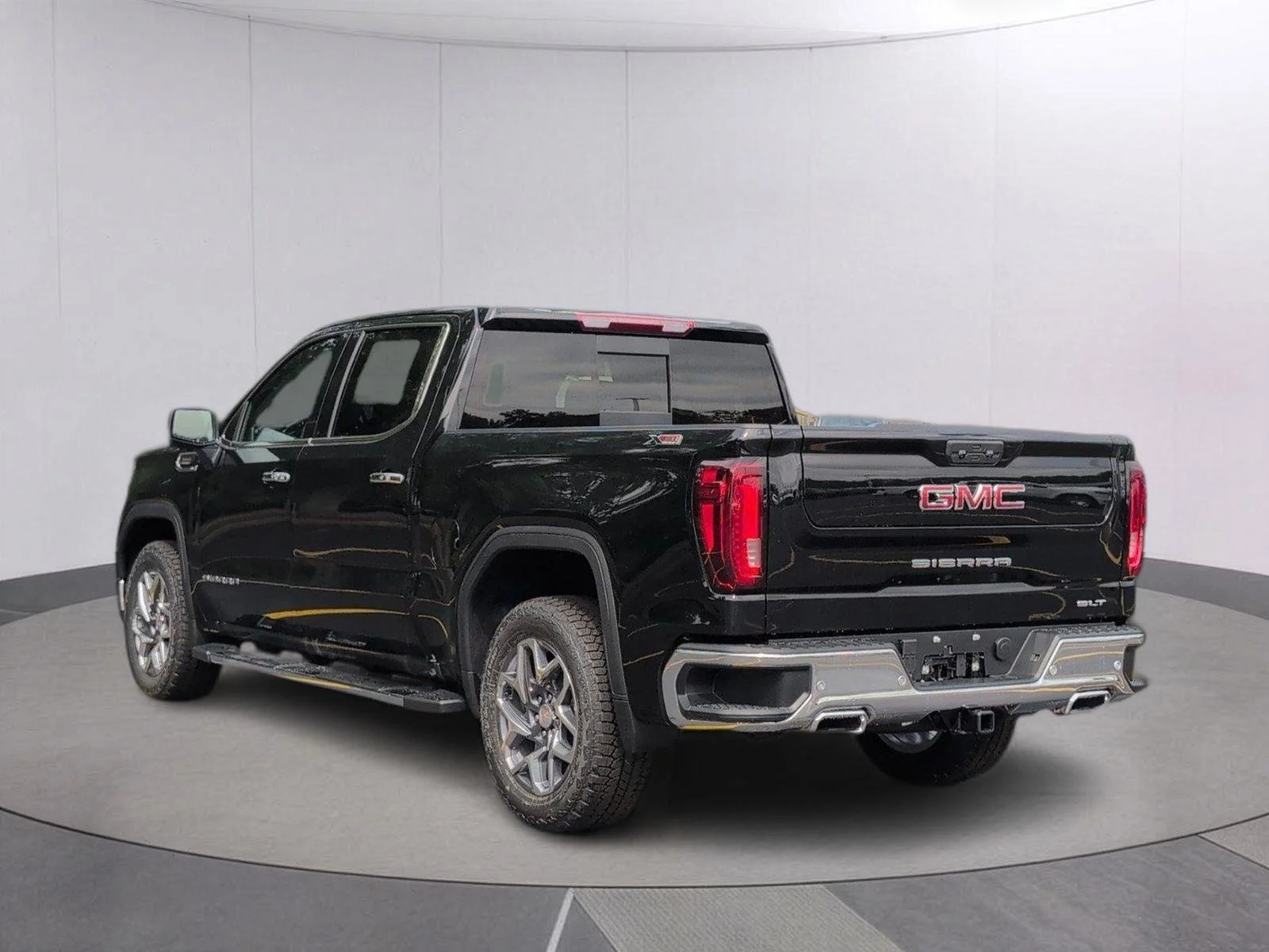 New 2026 Onyx Black GMC SLT image 3