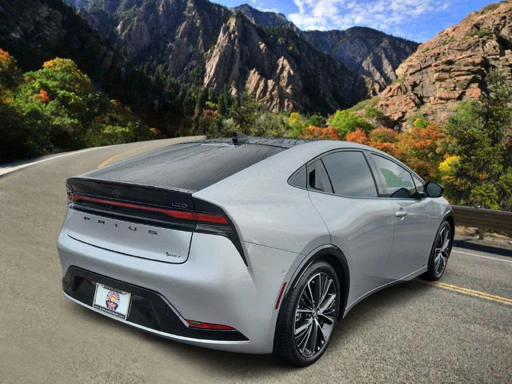 Used 2024 Cutting Edge Toyota Limited image 3