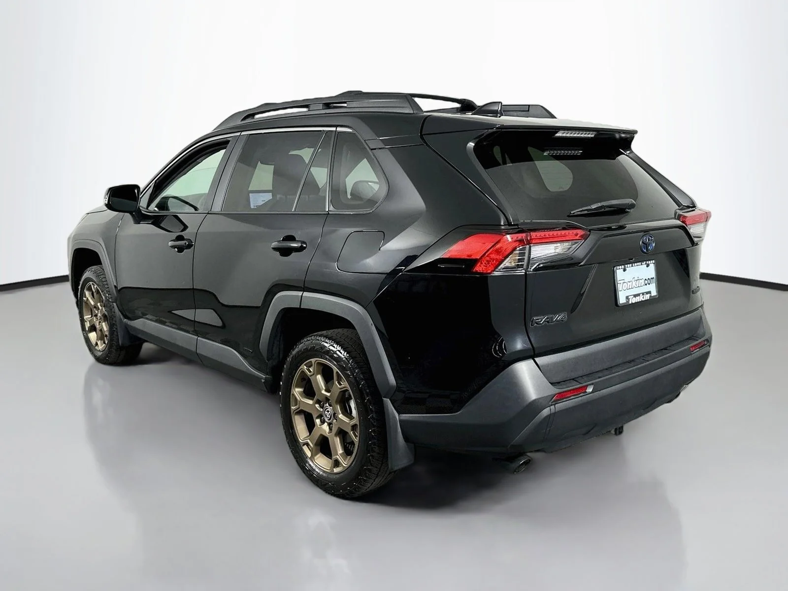 Used 2024 Midnight Black Metallic Toyota Woodland Edition image 5