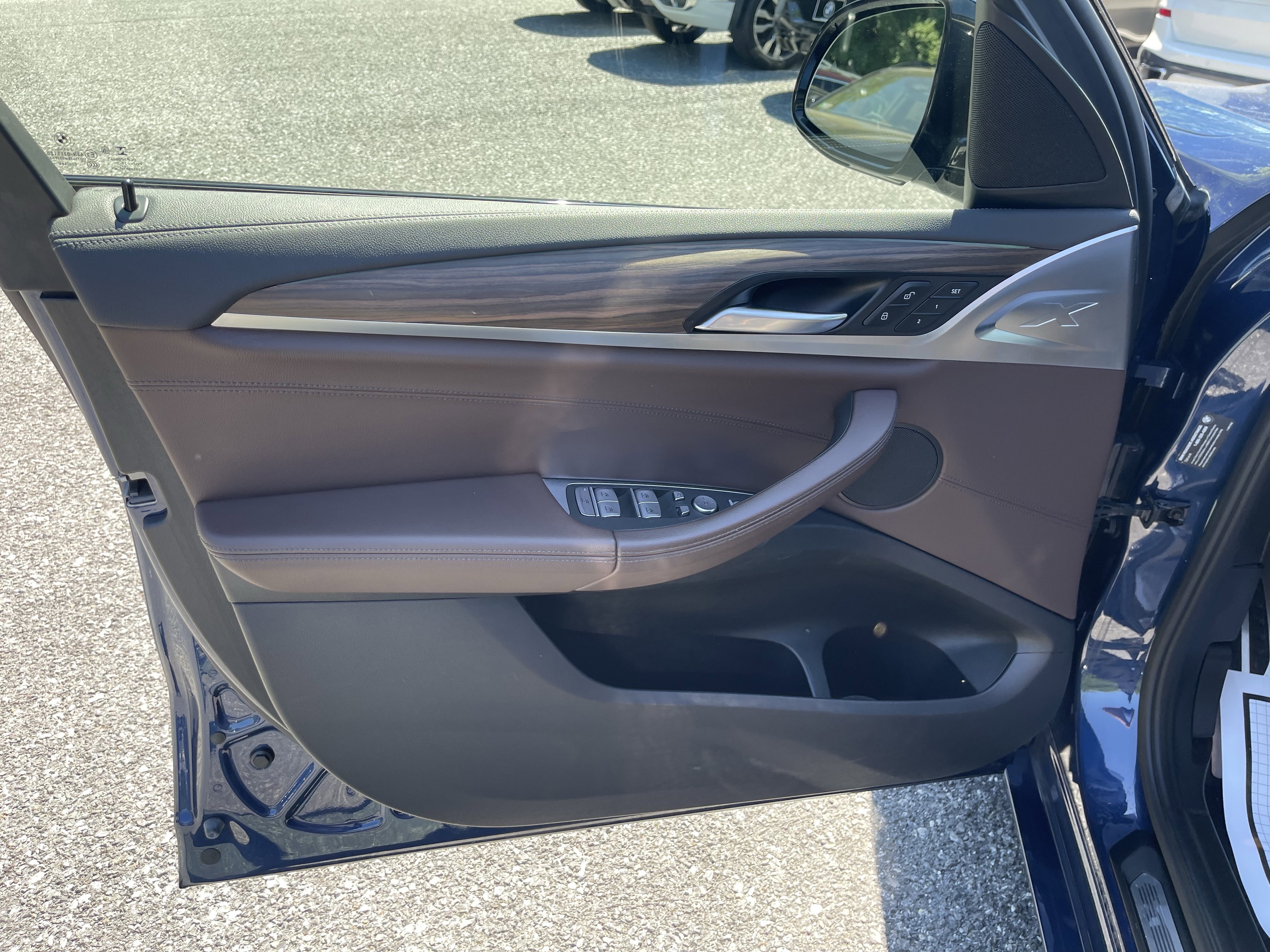 Used 2020 Phytonic Blue Metallic BMW xDrive30i image 10