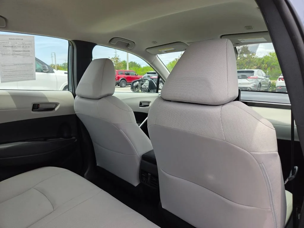 Used 2025 Celestite Toyota L image 17