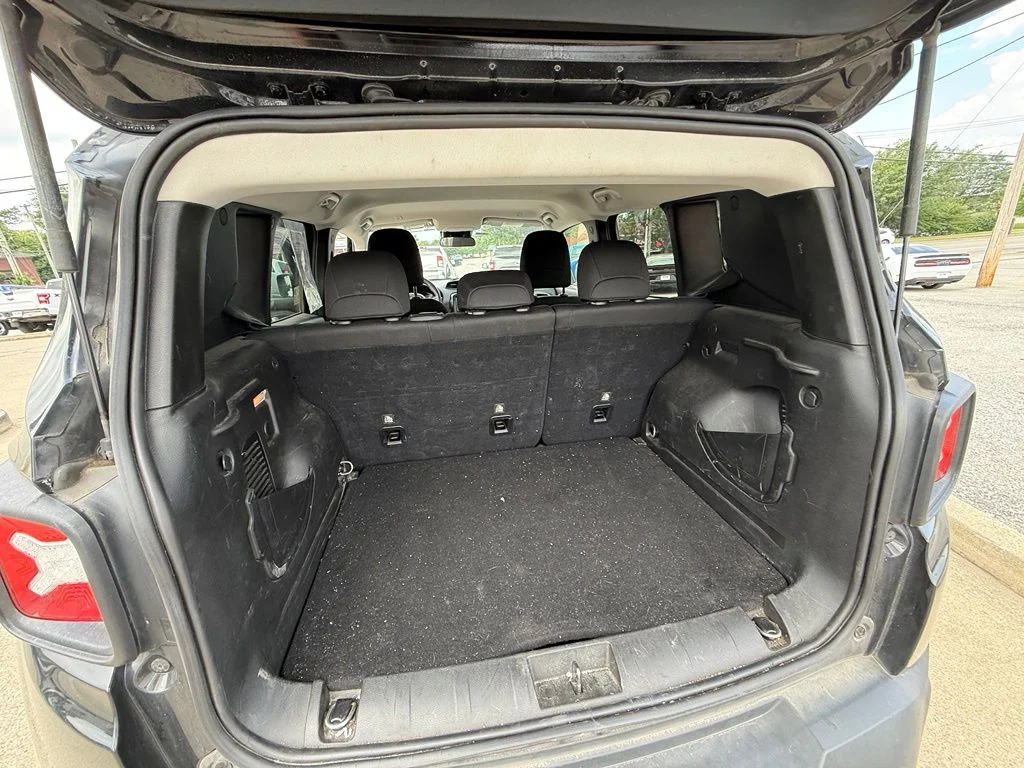 Used 2021 Black Jeep Sport image 24