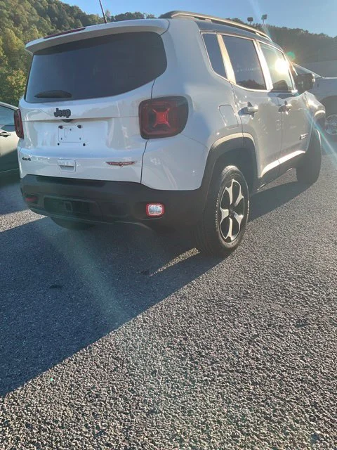 Used 2019 White Jeep Trailhawk image 7