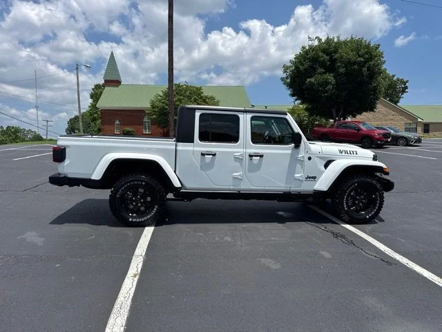 New 2026 Bright White Clear-Coat Exterior Paint Jeep Willys image 8