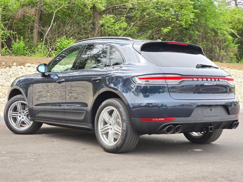 Used 2020  Porsche S image 3