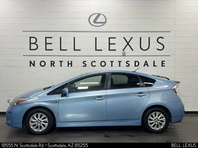 Used 2014 Blue Toyota Base image 8