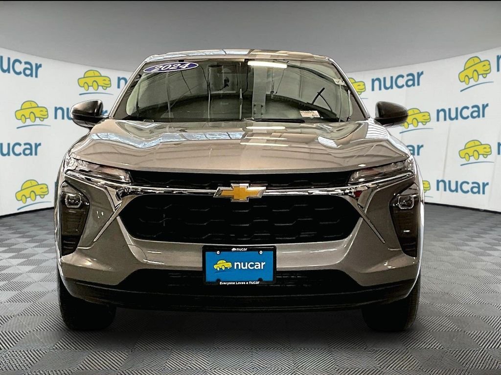 Used 2024 Gray Chevrolet LS image 2