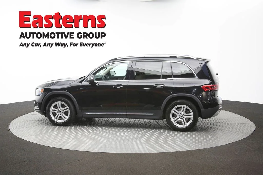 Used 2022 Black Mercedes-Benz GLB 250 image 61