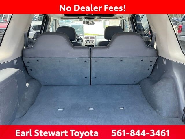 Used 2004 Silver Nissan SE image 13